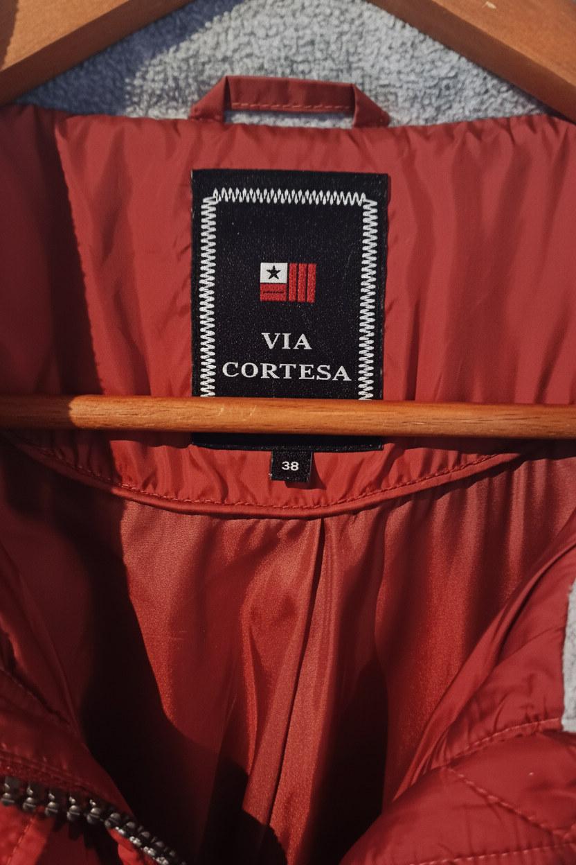 Interior label detail